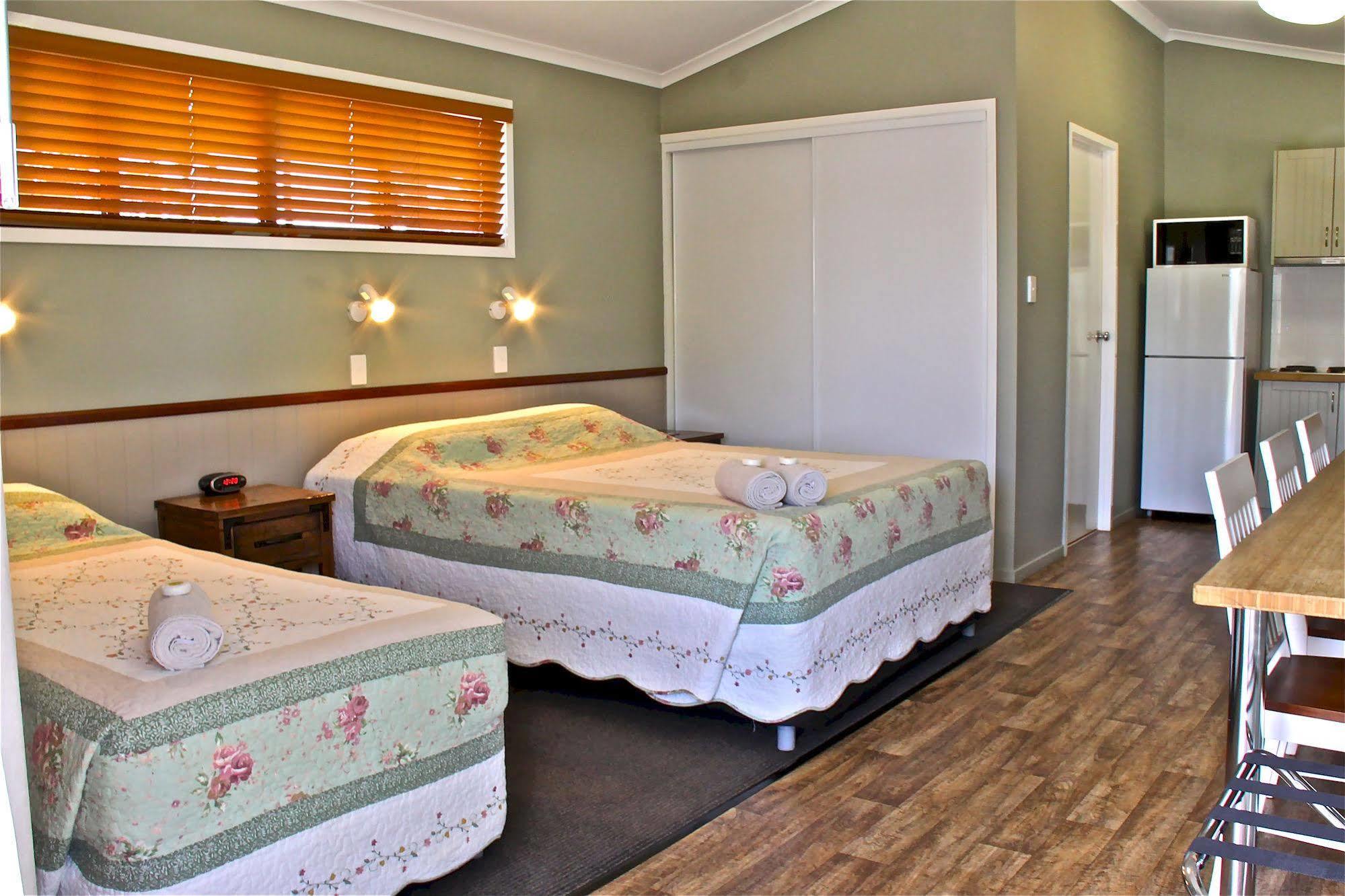 Barcaldine Country Motor Inn Exterior foto